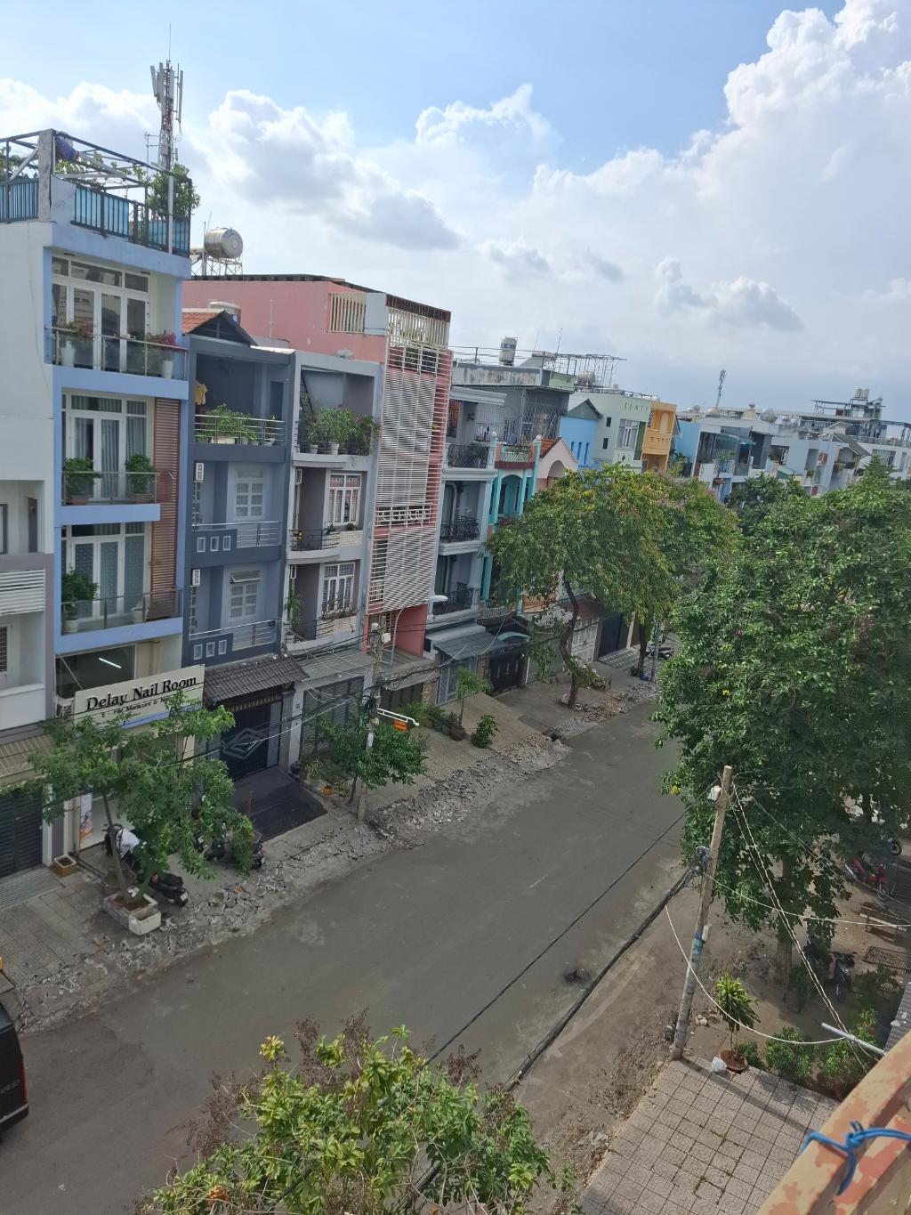 NHÀ MẶT TIỀN ĐƯỜNG 20M - KẾ PARC MALL QUẬN 8 - 4 TẦNG - 14 TỶ